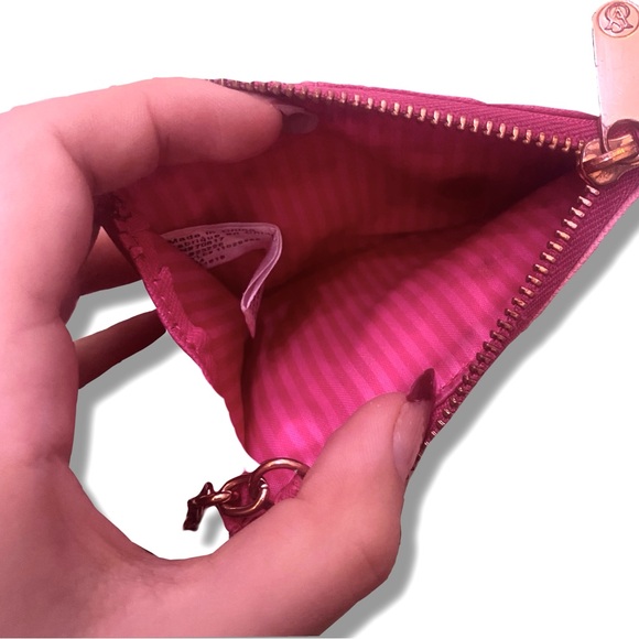 Victoria’s Secret Card/Coin Case Wallet Pink with Gold Key Ring - Picture 3 of 4